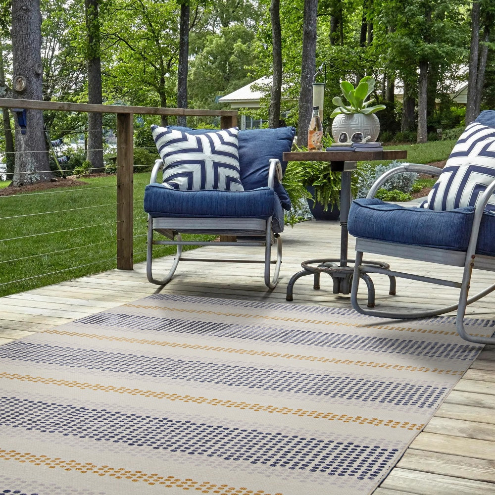 Linon Washable Outdoor Area Rug, Rennie, 5ft x 7ft, Ivory/Blue