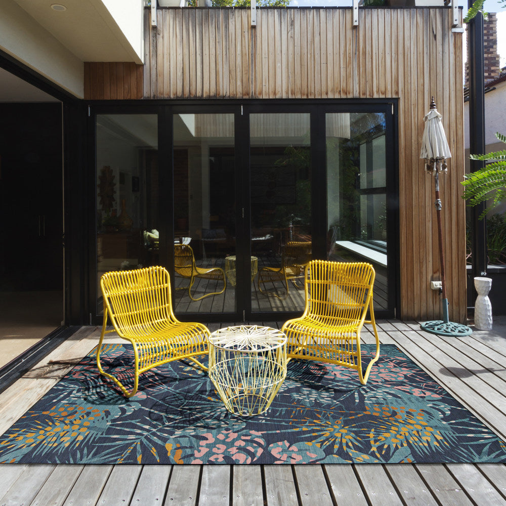 Linon Washable Outdoor Area Rug, Darcy, 7ft x 9ft, Navy/Gold