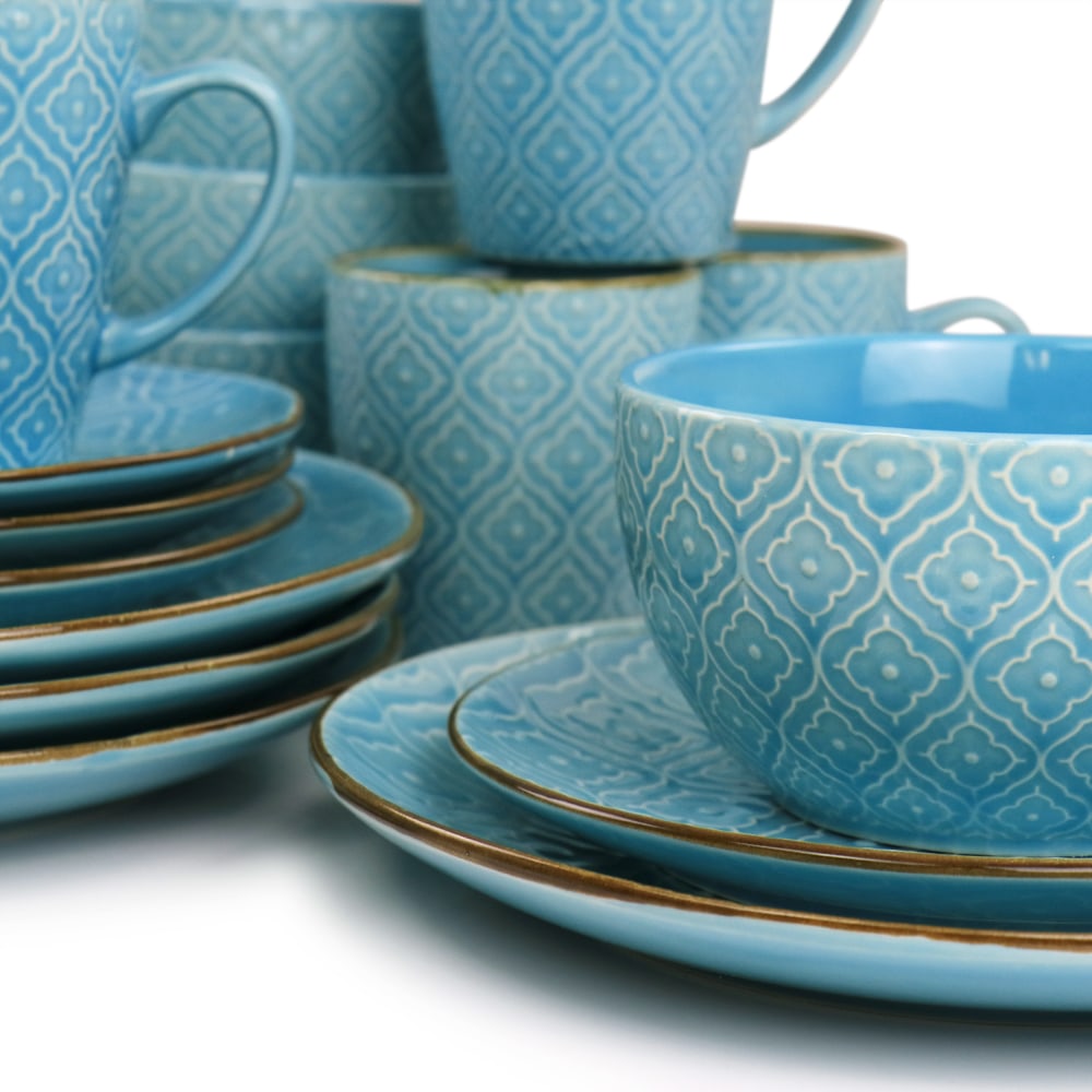 Gibson Elite Elama Aqualite 16-Piece Embossed Stoneware Dinnerware Set, Teal