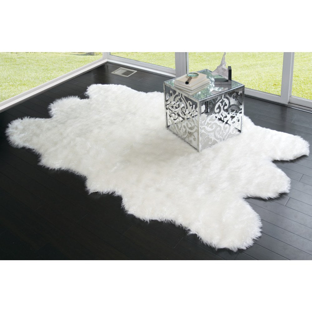 Glamour Home Ailsa Area Rug, 84in, White