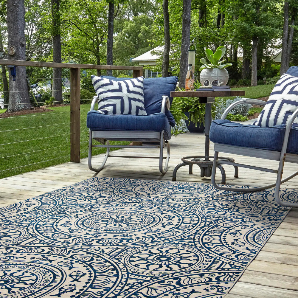 Linon Washable Outdoor Area Rug, Zelley, 5ft x 7ft, Smoke/Blue