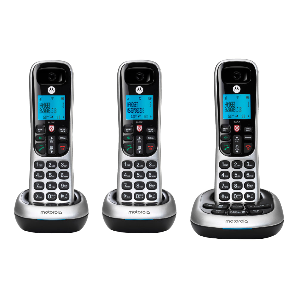 Motorola CD4013 3-Handset Cordless Telephone Set With Digital Answering System, Silver